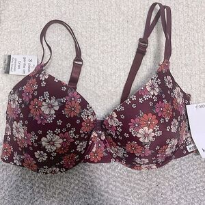 NWT- Kensie - 36D. Gentle Lift Bra